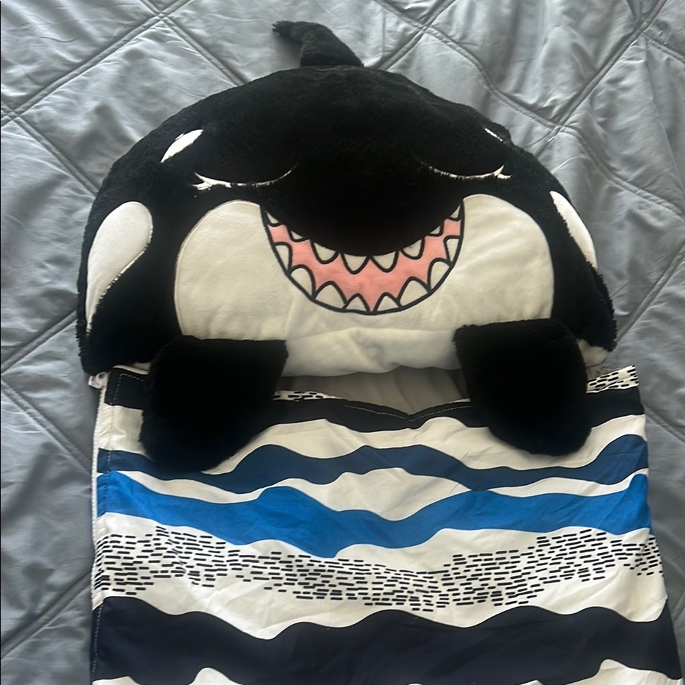 Happy Napper- Orca Plush Blanket with Blue and Black Waves
